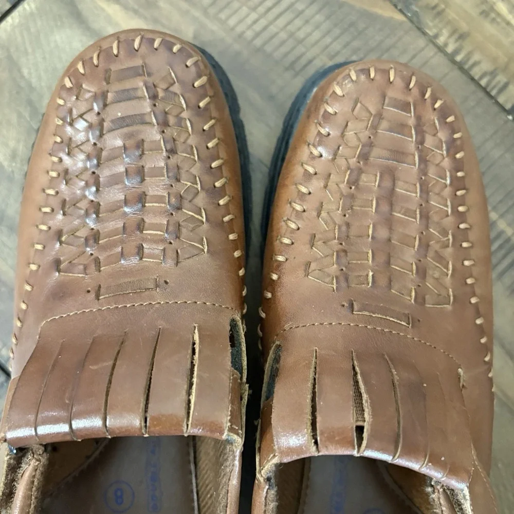 Dr. Scholl's Women's Timeless Mary Jane Flat Brown Woven Leather Shoes 8‎